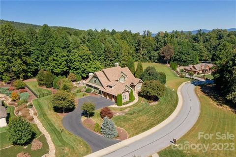 328 Shipman Parkway sold home in Berwick Downs, Flat Rock, NC