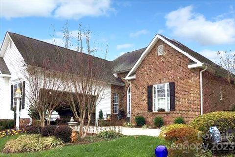 2218 Wednesbury Court sold home in Salem Creek, Kannapolis, NC