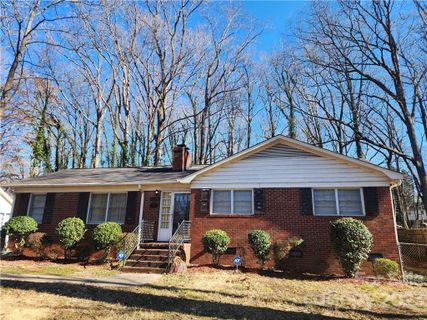 2032 Birchcrest Drive