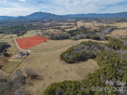 Lot 17 1 Saddleside Drive sold home in Tryon Equestrian Farms, Mill Spring, NC