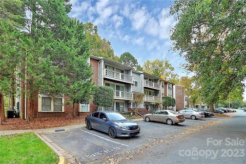 9530 Shannon Green Drive sold home in Shannon Green, Charlotte, NC