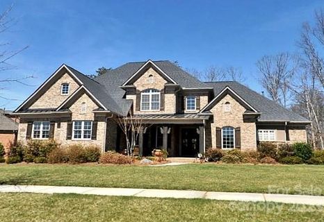8049 Front Park Circle