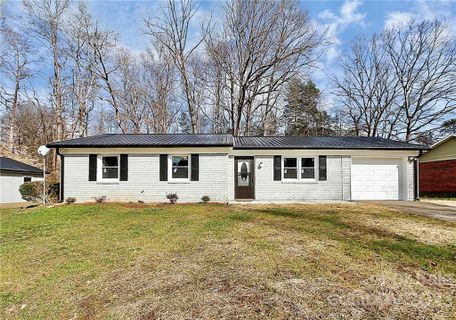 245 Valleybrook Lane