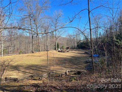 1302 High Top Mountain Road sold home in High Top Mountain, Whittier, NC