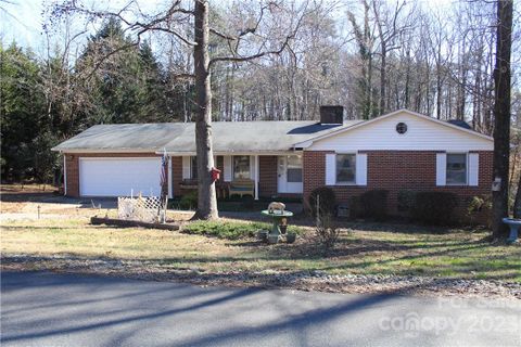 83 Holly Hill Drive sold home in Holly Hill, Columbus, NC