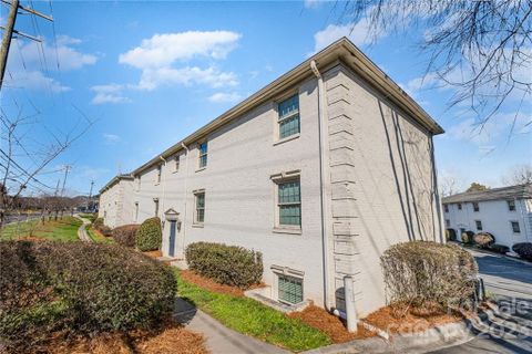 4915 Park Road B sold home in Selwyn Commons, Charlotte, NC