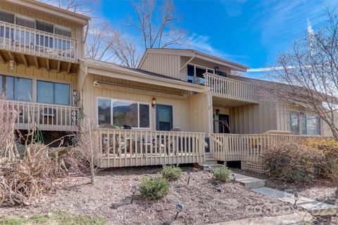 140 Westlake Drive 304