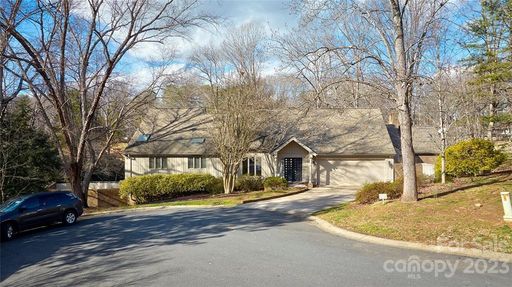 6 Lake Ridge Road
