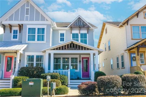 716 Waterscape Court