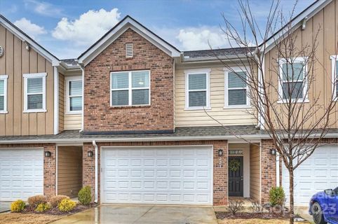 221 Overstone Court sold home in Barclay Woods Townhomes, Fort Mill, SC