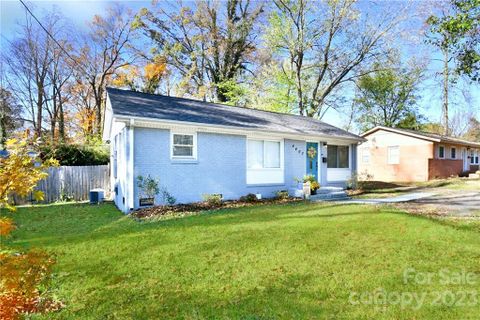 4407 Sharon Amity Road sold home in Robinhood Woods, Charlotte, NC
