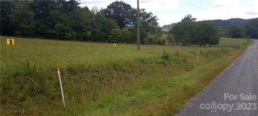 410 Plemmons Place sold home in Old Plemmons Estates, Marion, NC
