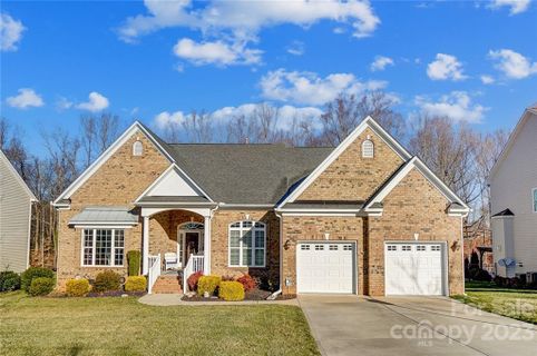 121 Willowbrook Drive sold home in Ashlyn Creek, Mooresville, NC