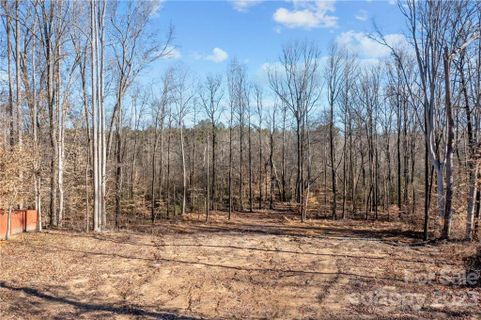557 Hickory Wood Drive sold home in Highland Woods, Kannapolis, NC