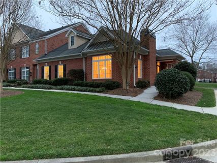 527 Wilmslow Road sold home in Ardwyck, Rock Hill, SC