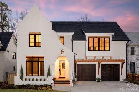 132 Wonderwood Drive