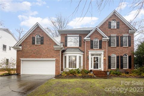 6701 Lyndonville Drive