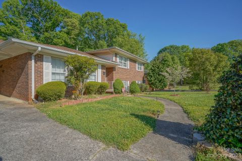1803 Kingston Drive sold home in Kingston Hills, Gastonia, NC