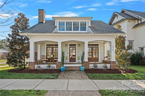 1016 Urban Place