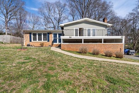 608 Sunnybrook Drive sold home in Hillsdale, Monroe, NC