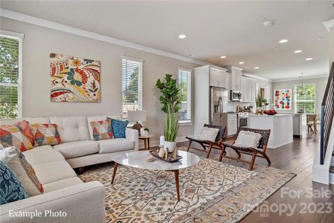5015 York Park Lane 34