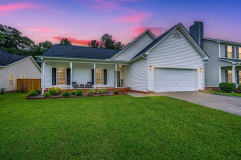 162 Cotillion Crescent