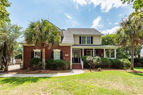 99 Fieldfare Way