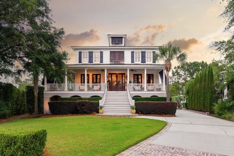 403 Evian Way active home in Belle Hall, Mount Pleasant, SC
