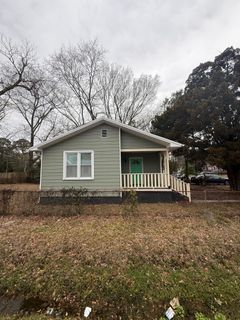 2901 Alabama Drive active home in Waylyn, North Charleston, SC