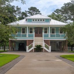 1430 Marsh Bluff Court