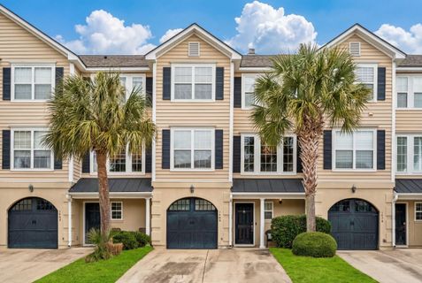 1466 Hamlin Park Circle