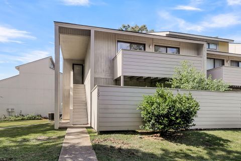 1005 Waterwood Drive active home in Greenslake Condominiums, Goose Creek, SC