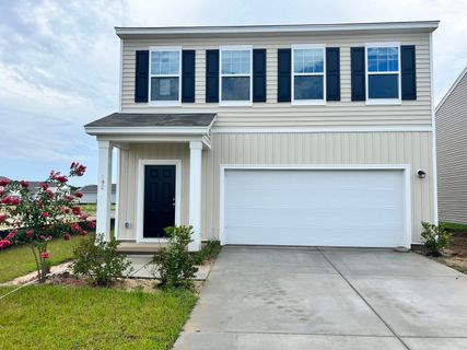 1014 Carriage Wood Circle