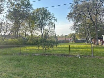 2808 Waldman Drive