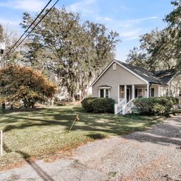 440 Woodland Shores Road