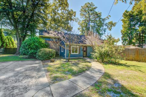 101 Lee Street active home in Woodland Estates, Summerville, SC