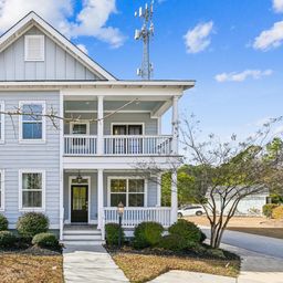 1009 Oak Bluff Avenue