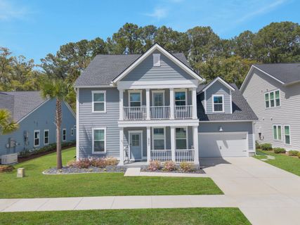 2322 Lenwick Hall Lane active home in Stonoview, Johns Island, SC