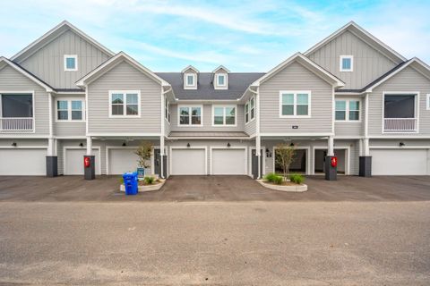 501 Raes Court 203 pending home in Shadowmoss, Charleston, SC