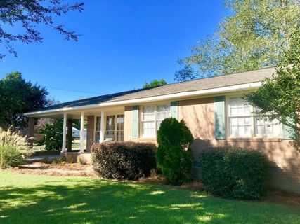 A home in Lewisville Heights, Saint Matthews
