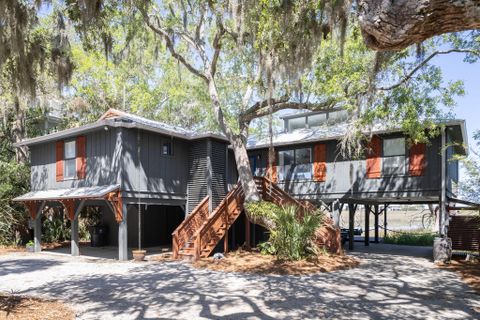 Homes in Jungle Shores, Edisto Island