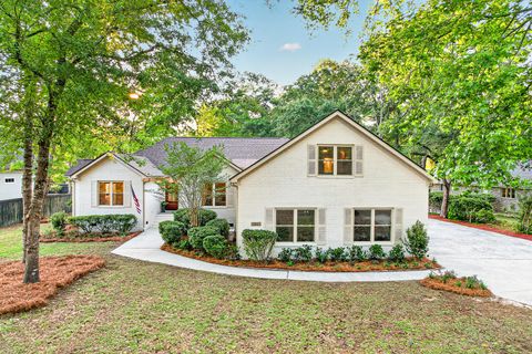 303 Ayers Circle