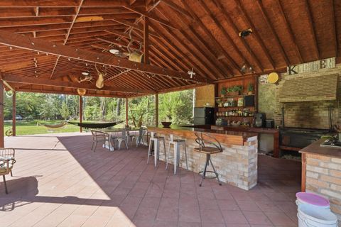 155 Sweatman Road