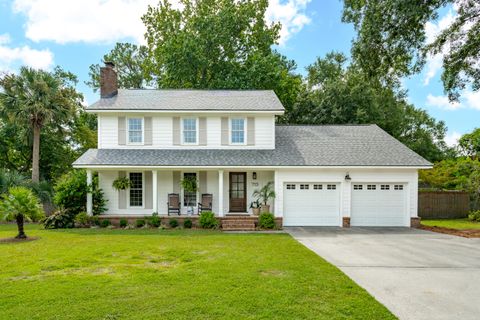 713 Sawgrass Lane