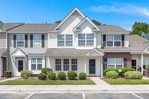 107 Darcy Avenue active home in Persimmon Hill Townhouses, Goose Creek, SC
