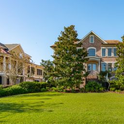 1600 Rivertowne Country Club Drive
