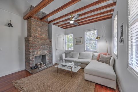 00 Private Address 09f5a0442aed0e61f350e3e9d1f92c4e active home in Eastside, Charleston, SC