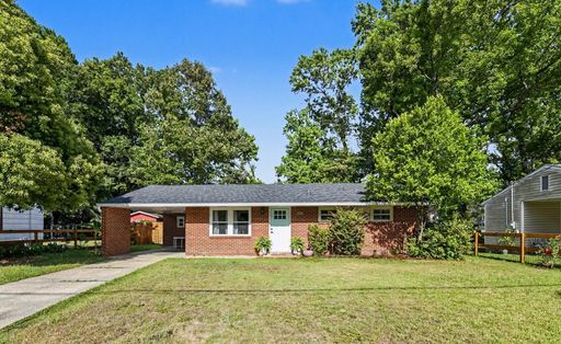 Homes in Brentwood, North Charleston