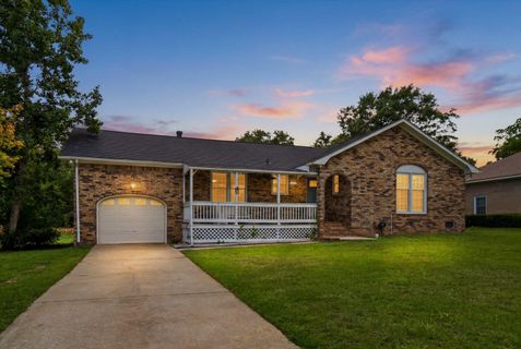 118 Milton Drive