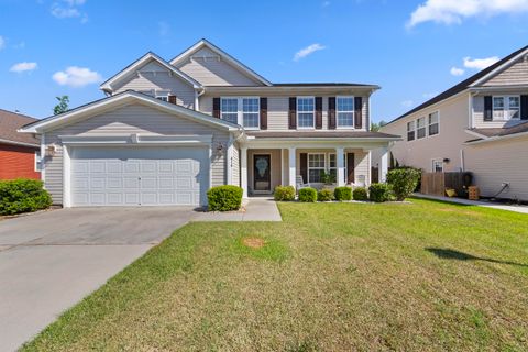 414 Glenmore Drive active home in Foxbank Plantation, Moncks Corner, SC